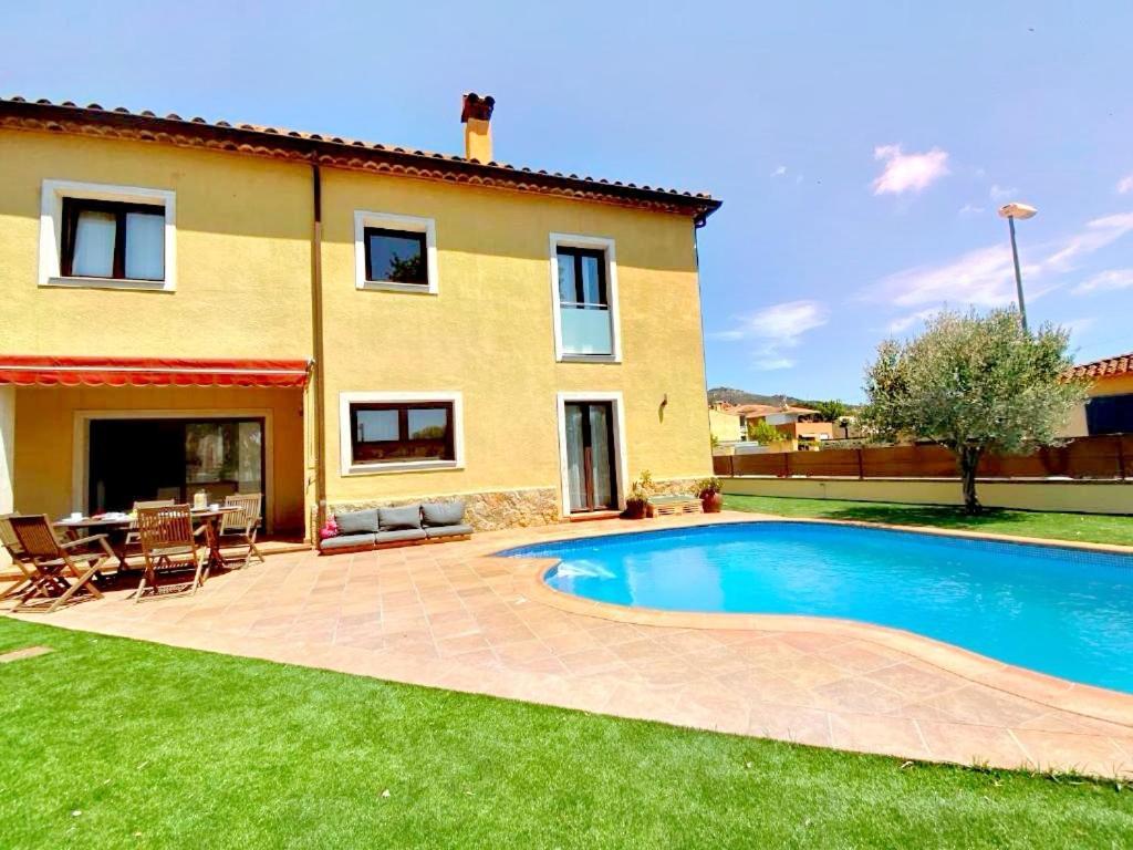 Casa Ylenia Villa Castell-Platja d'Aro Exterior photo